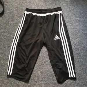 dv2039 adidas